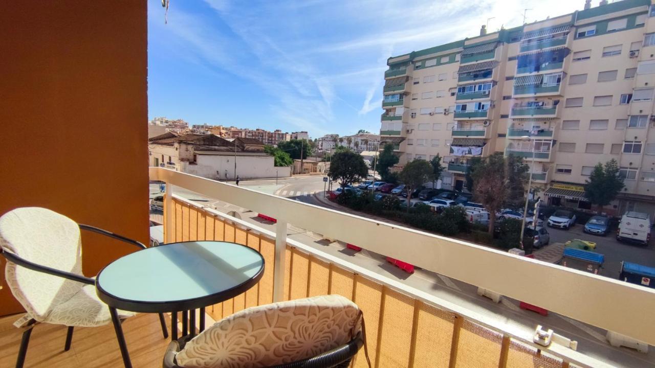 Nice Home Family - Alojamientos La Torre Torre Del Mar Exterior foto